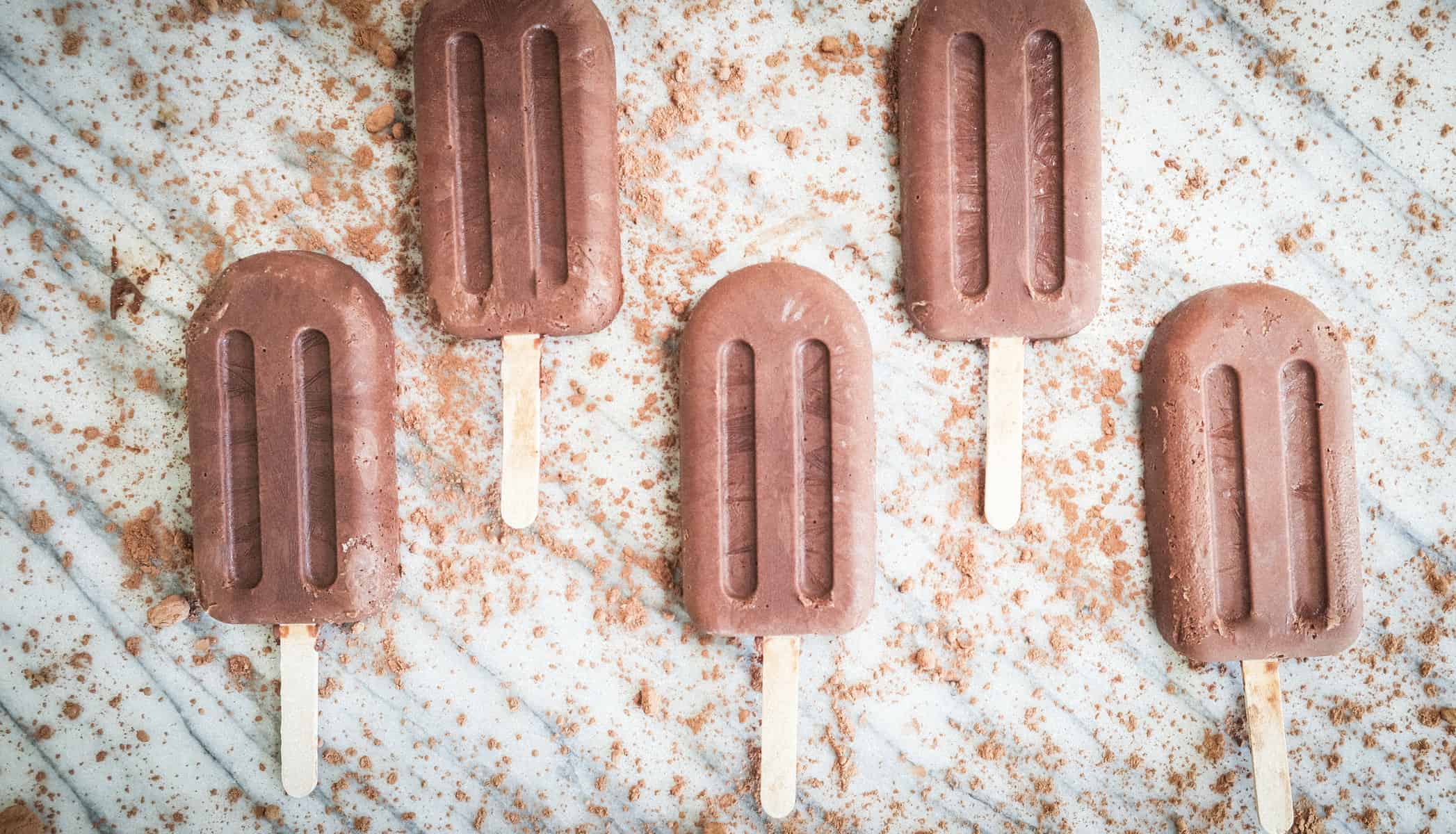 completed chocolate fudgsicles