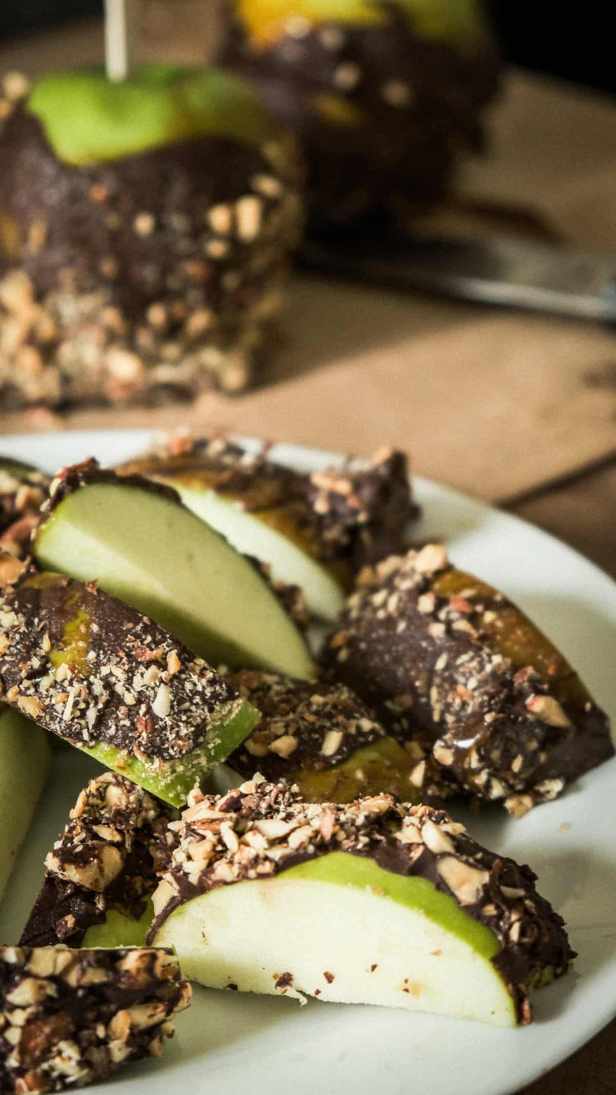 Easy chocolate covered apples