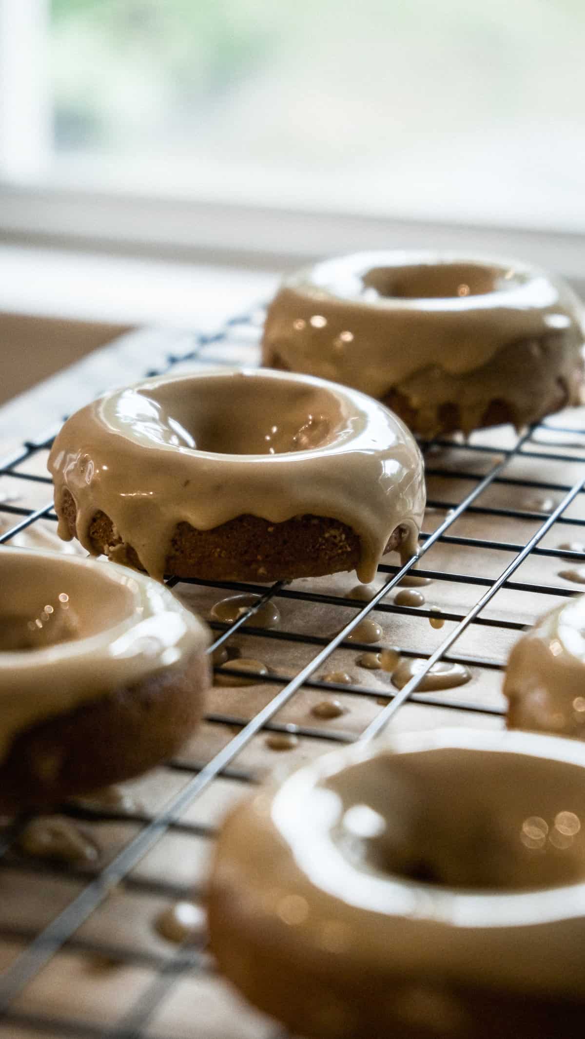 Donuts maple