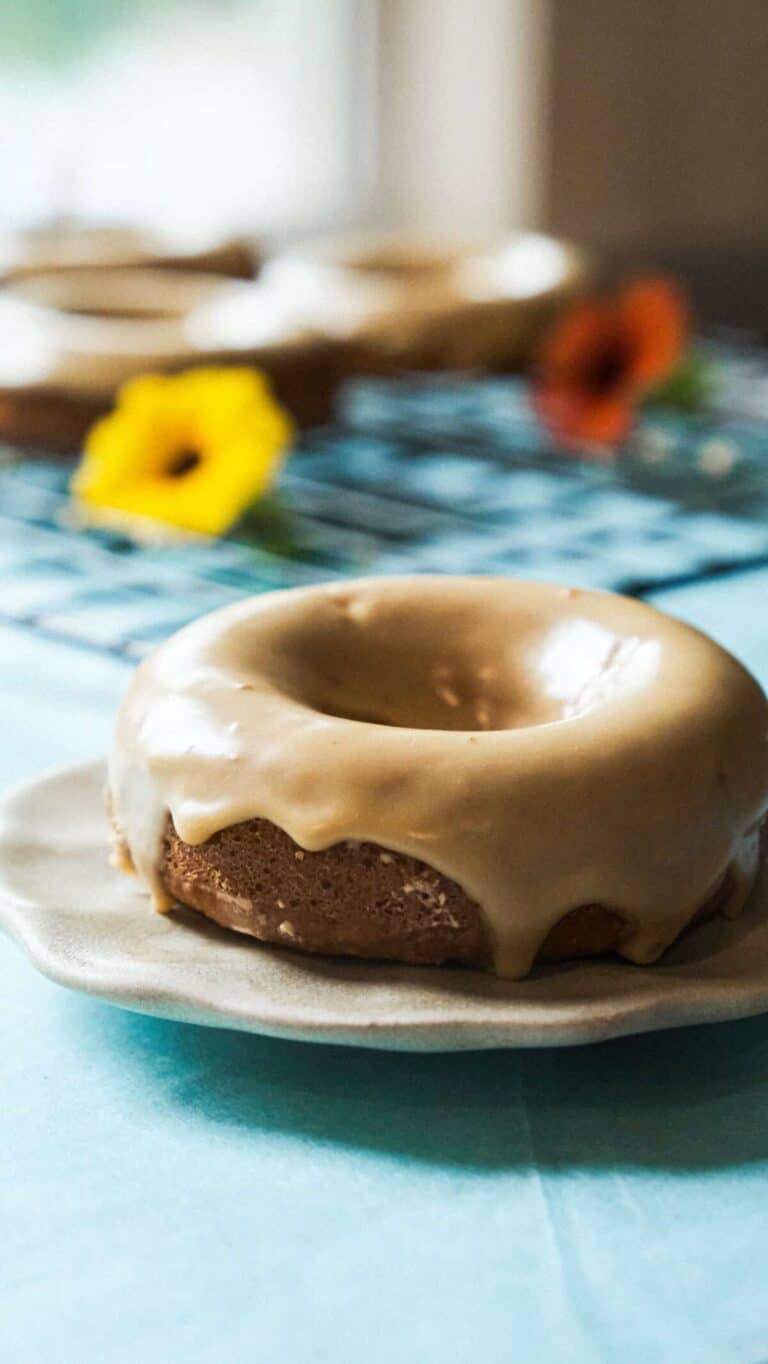 Maple cake donut
