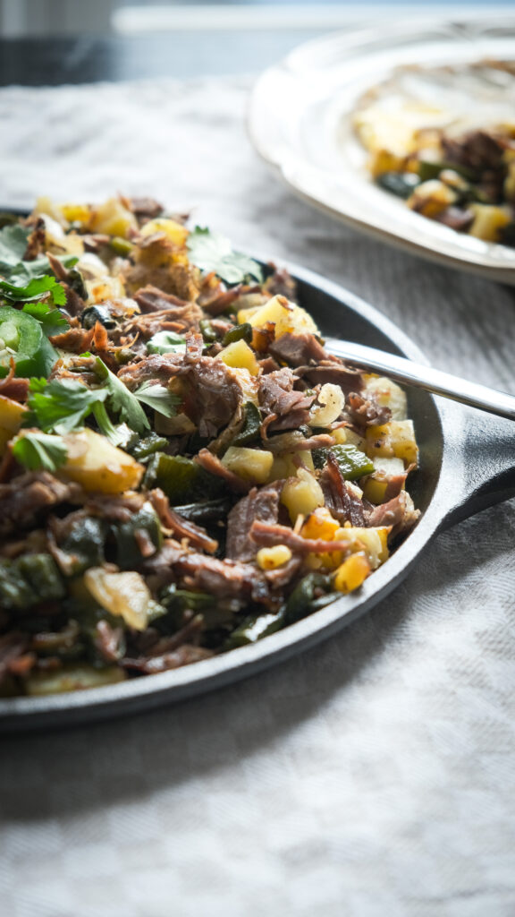 How to make corned beef hash in slow cooker