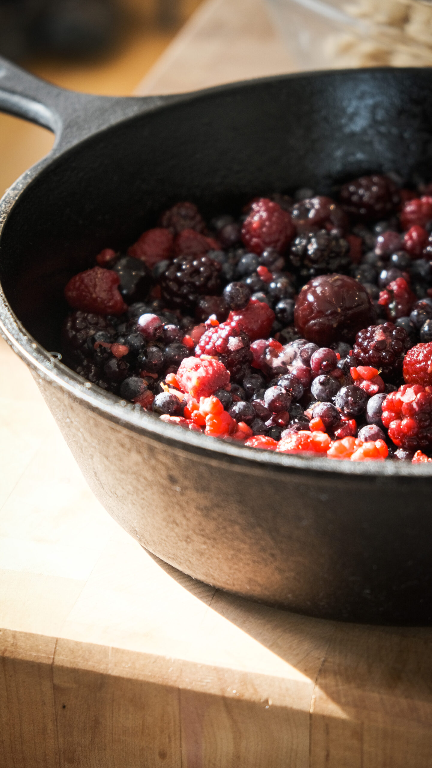 summer berry crumble