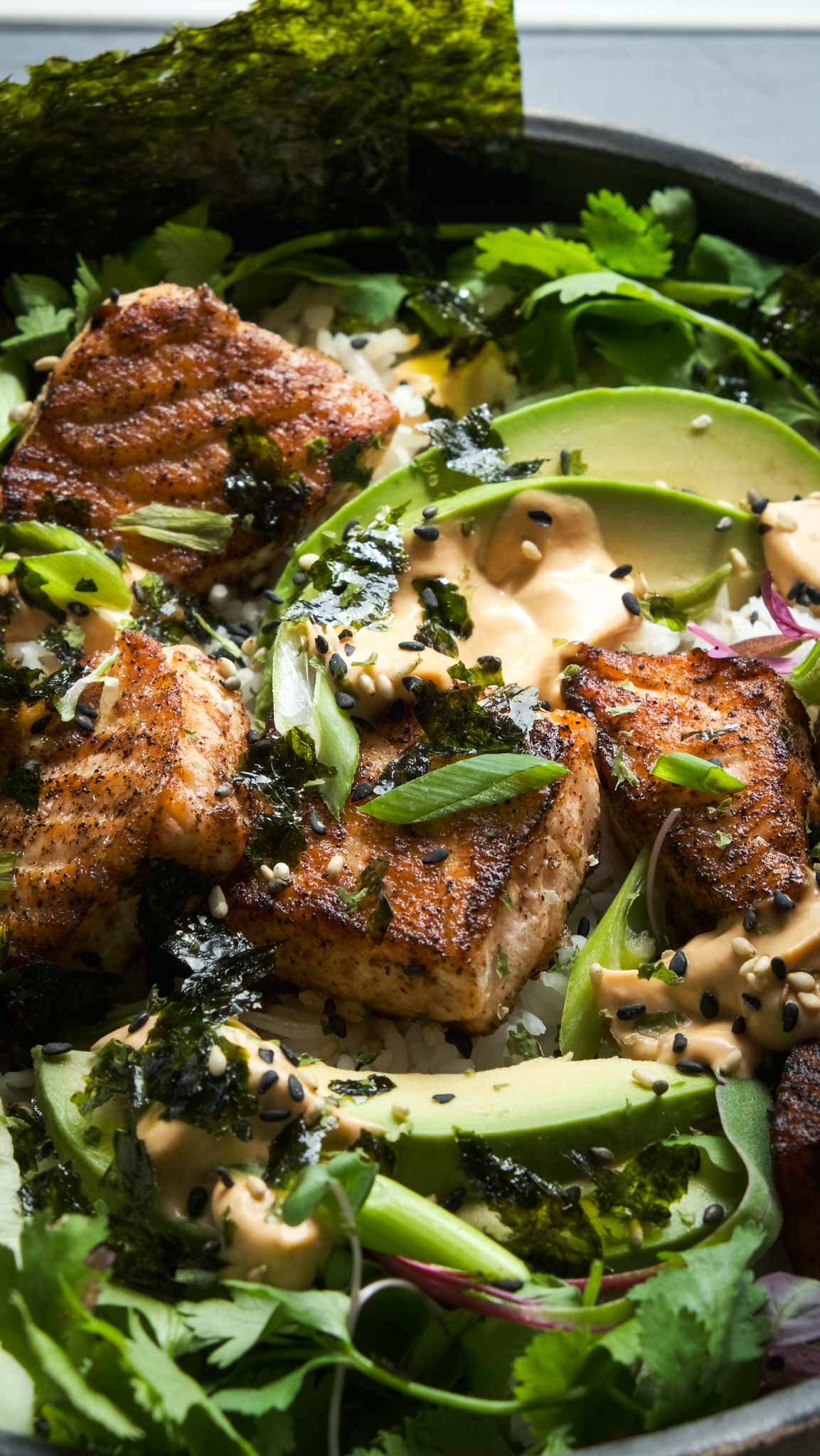 Crispy bbq salmon bowl