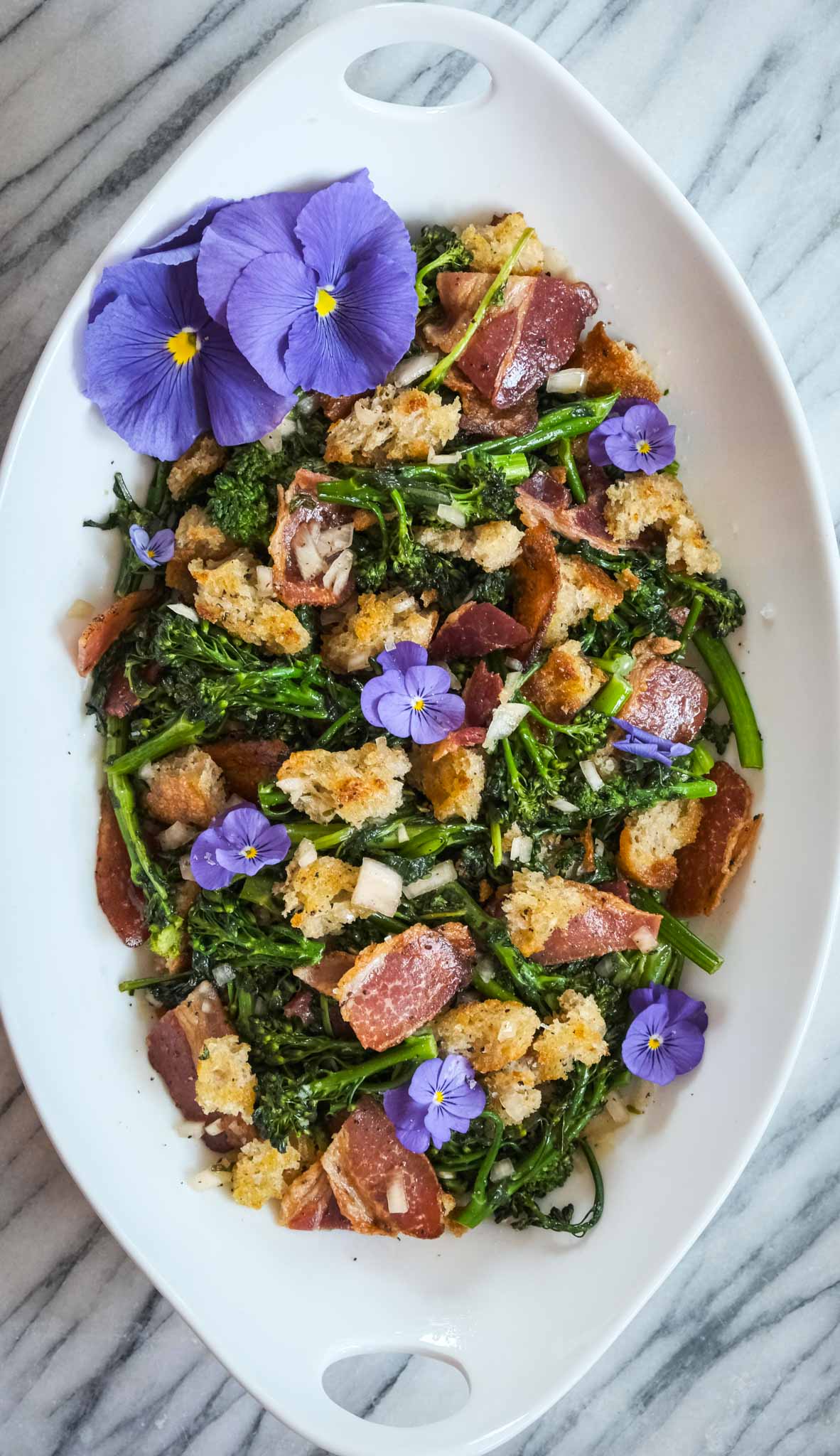 Grilled broccolini salad