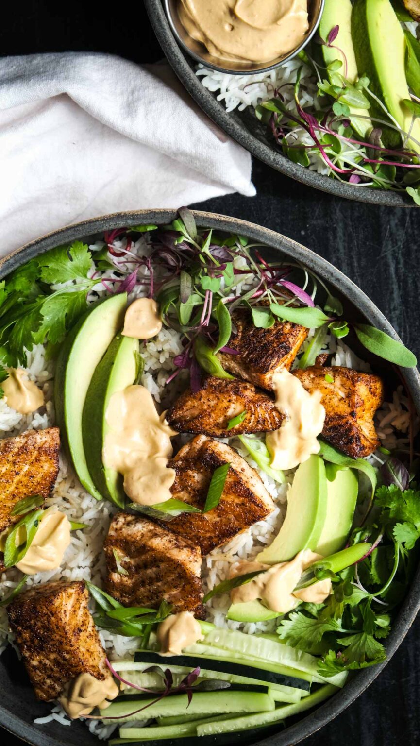 Crispy Salmon Rice Bowl Molé in the Wall