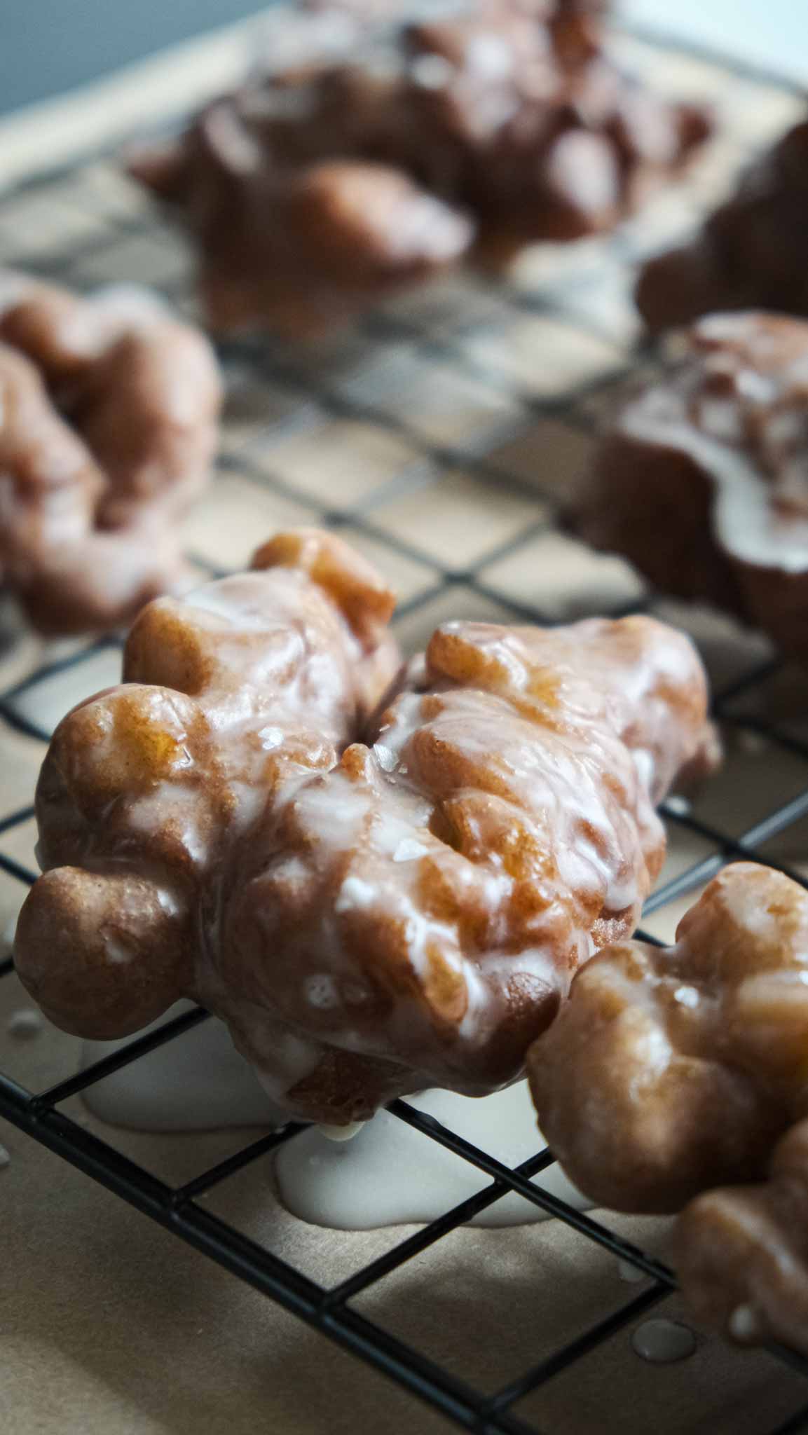 Healthy apple fritters