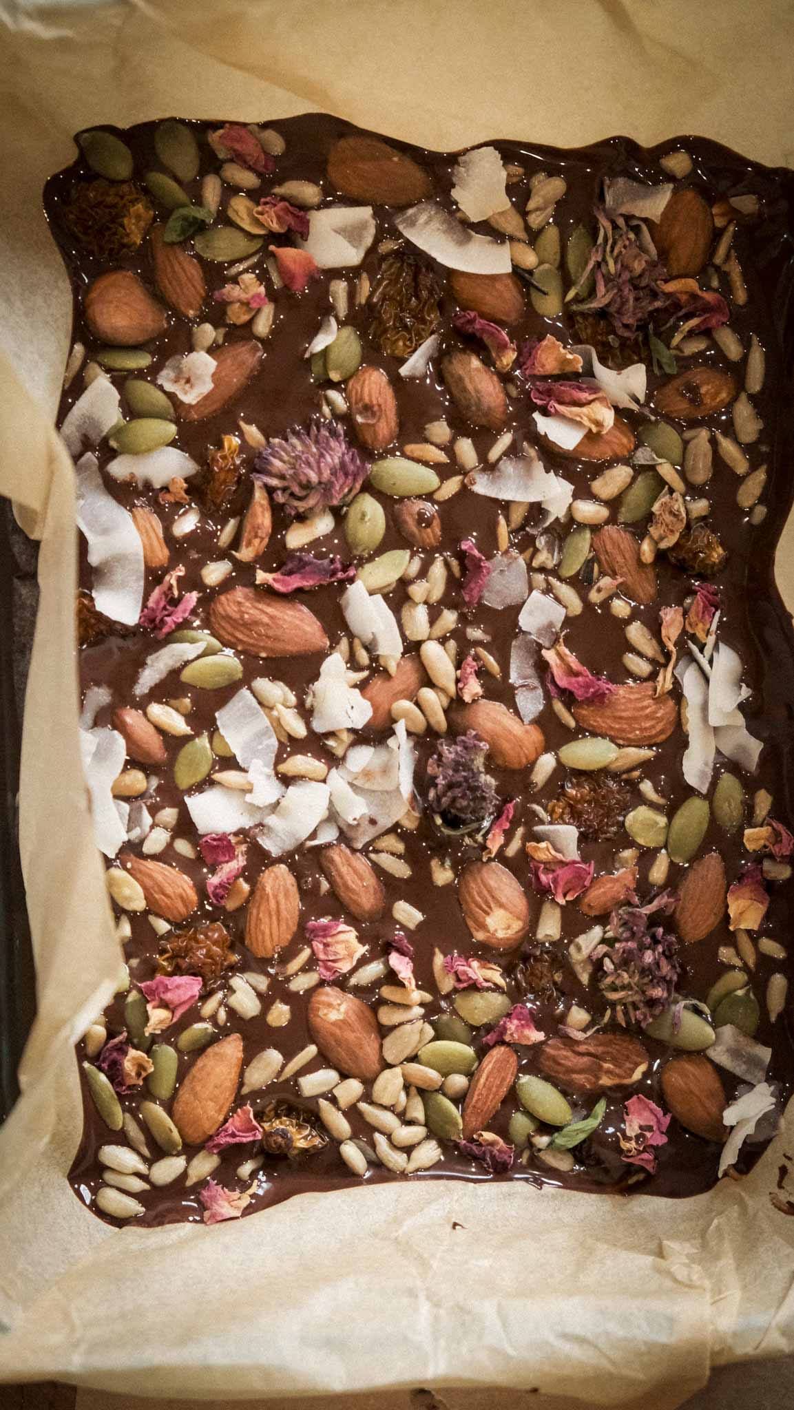 healthy chocolate bark